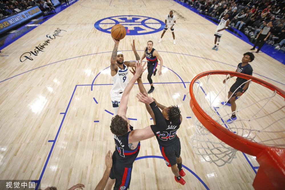 含蓄地指出 含蓄地指出