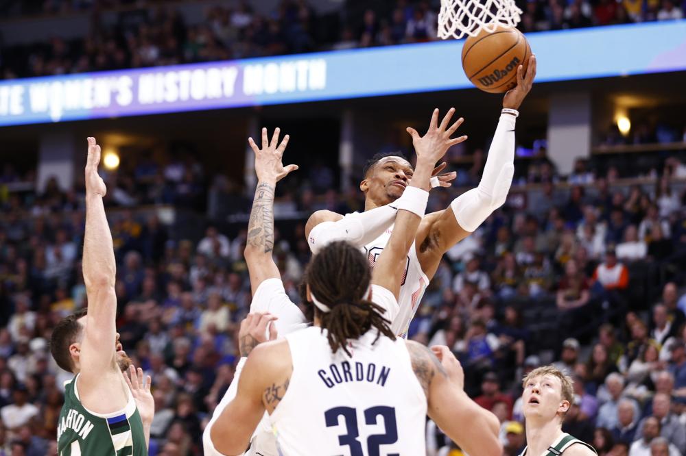 这位广厦外 这位广厦外