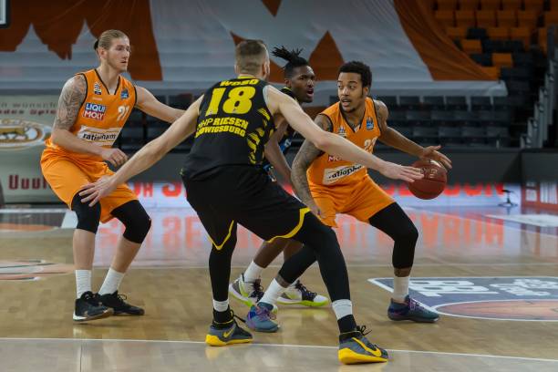 南苏丹后卫：中国队没有特别突出的人 他们很整体